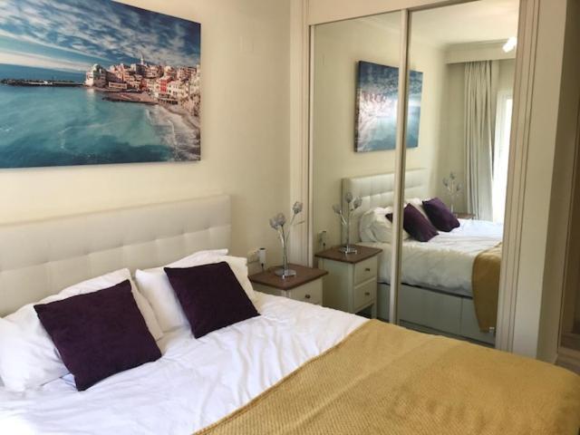 Hacienda Nagueles 1, 2 Bed 2 Bath, Large Terrace 400M From Beach 马尔韦利亚 外观 照片